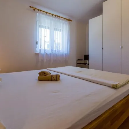 In 5236 Apartment Crikvenica